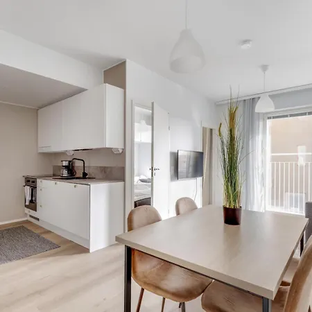 Kotimaailma - Cosy For 5 *